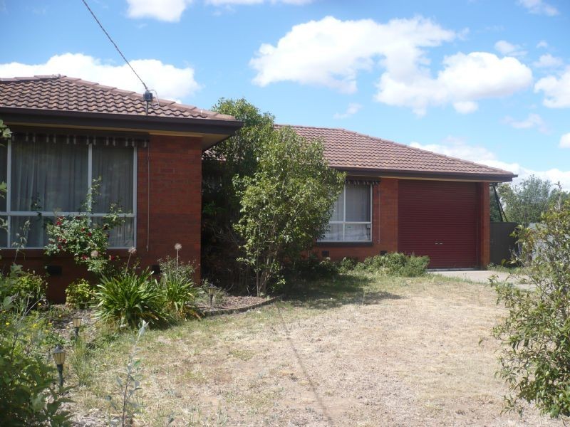 34 BAKER CRESCENT, Mooroopna VIC 3629