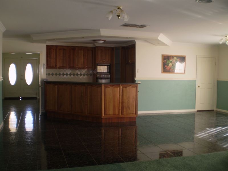 1 Arbour Court, Shepparton VIC 3630