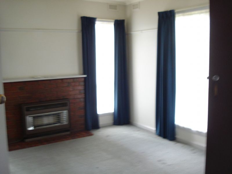 52 MALCOLM CRESCENT, Shepparton VIC 3630