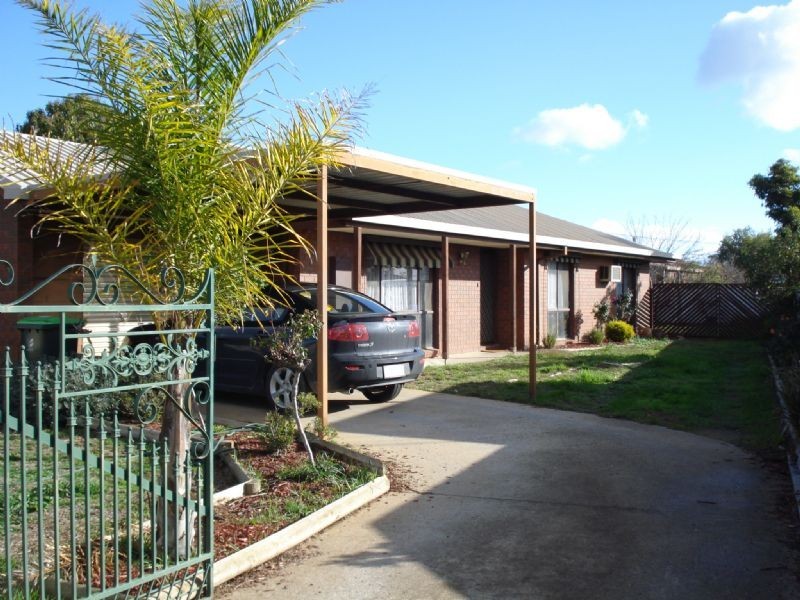 14 Menzies Crescent, Mooroopna VIC 3629