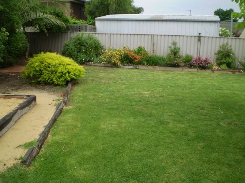 37 SILVAN CRESCENT, Kialla VIC 3631