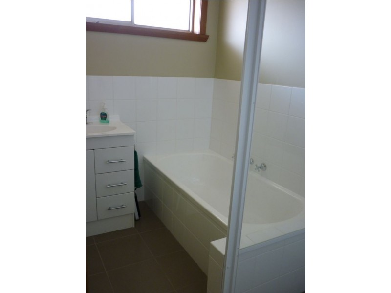 48B WEDDELL ST, Shepparton VIC 3630