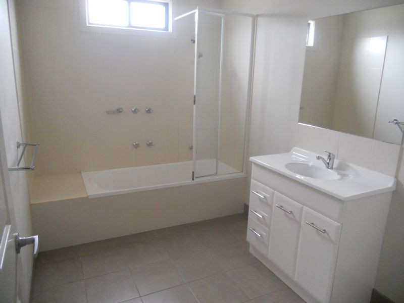 22 STRAUSS AVE, Shepparton VIC 3630