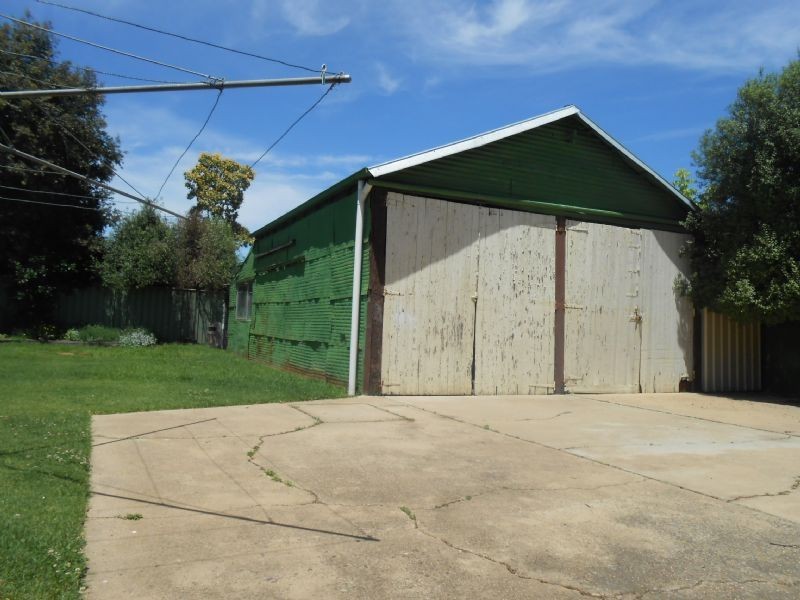198 BALACLAVA ROAD, Shepparton VIC 3630