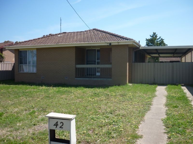 42 PACKHAM STREET, Shepparton VIC 3630