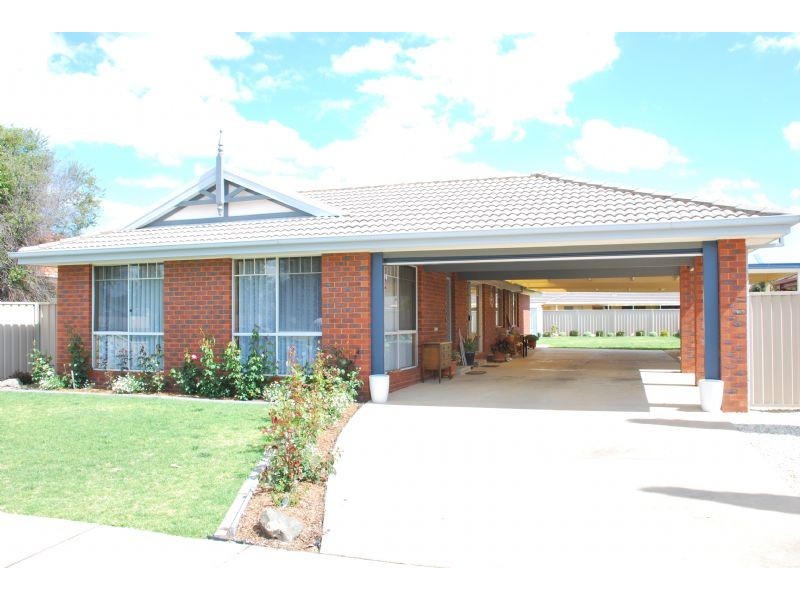 72 KIALLA LAKES DRIVE, Kialla VIC 3631