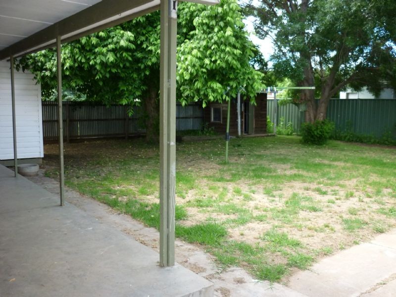 28 BAKER CRES, Mooroopna VIC 3629