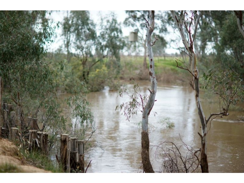 140  LAWS ROAD, Kialla VIC 3631