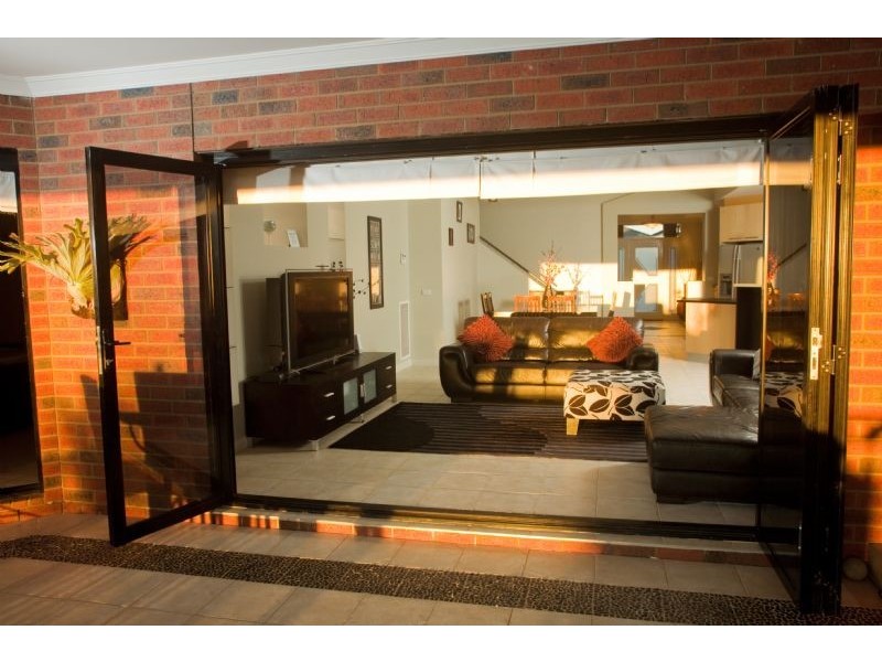 9 TYERS COURT, Kialla VIC 3631