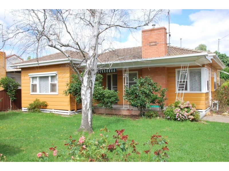 16 KHULL STREET, Shepparton VIC 3630