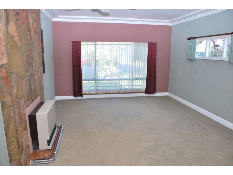 3 ASH ST, Shepparton VIC 3630