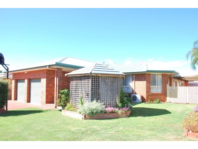 9  REID ST, Mooroopna VIC 3629