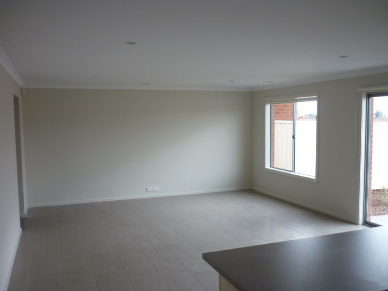 15 YANCHEP ST, Shepparton VIC 3630