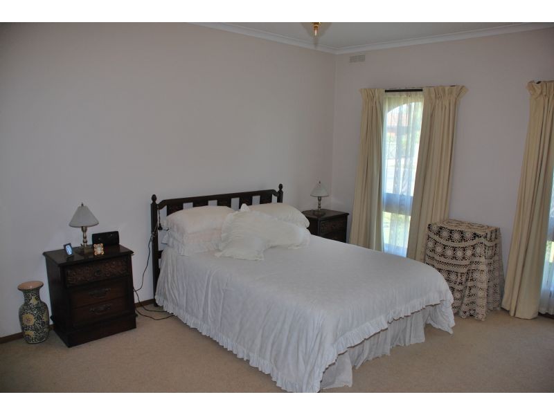 1 Cadell Court, Shepparton VIC 3630