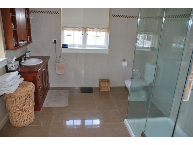 111 Maude Street, Shepparton VIC 3630