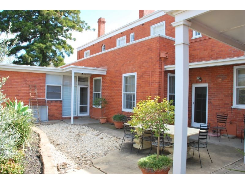 111 Maude Street, Shepparton VIC 3630