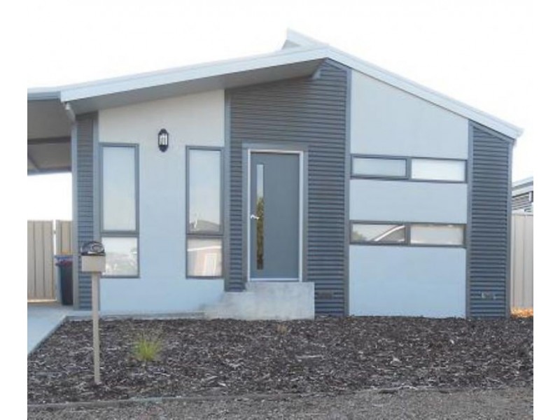 10 Strauss Avenue, Shepparton VIC 3630