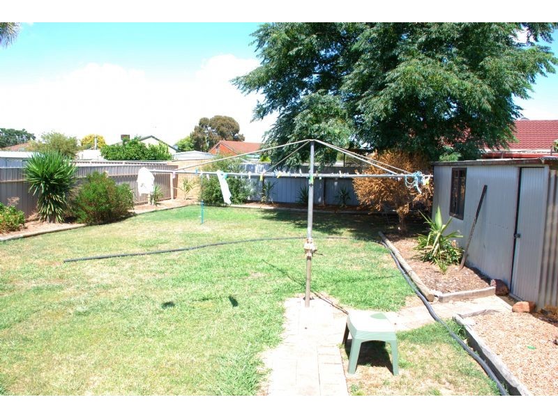 14 Yorkshire Cresent, Shepparton VIC 3630