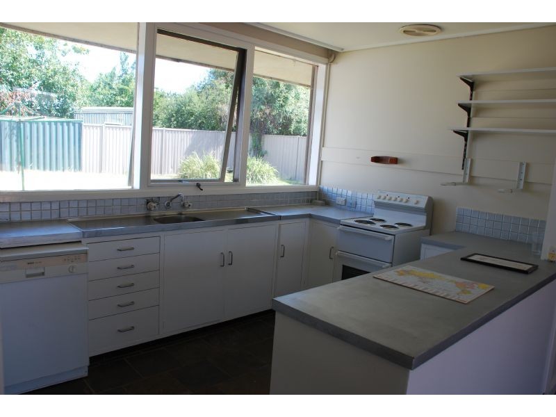 158 Balaclava Road, Shepparton VIC 3630