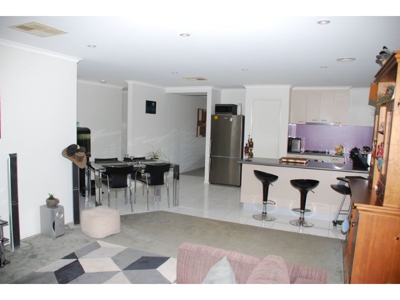 20 Taig Avenue, Kialla VIC 3631