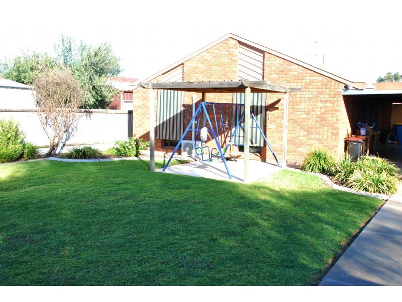 11 Paterson Road, Shepparton VIC 3630