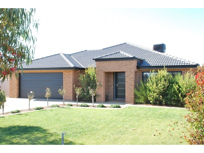 6 Prospect Crescent, Kialla VIC 3631