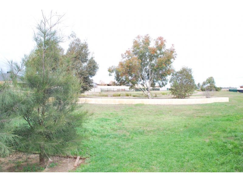 6 Prospect Crescent, Kialla VIC 3631