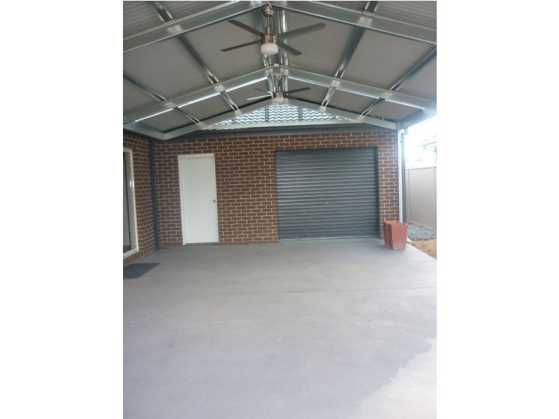 12 Taig Avenue, Kialla VIC 3631