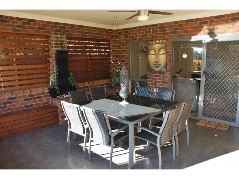 8 Curlew Place, Shepparton VIC 3630