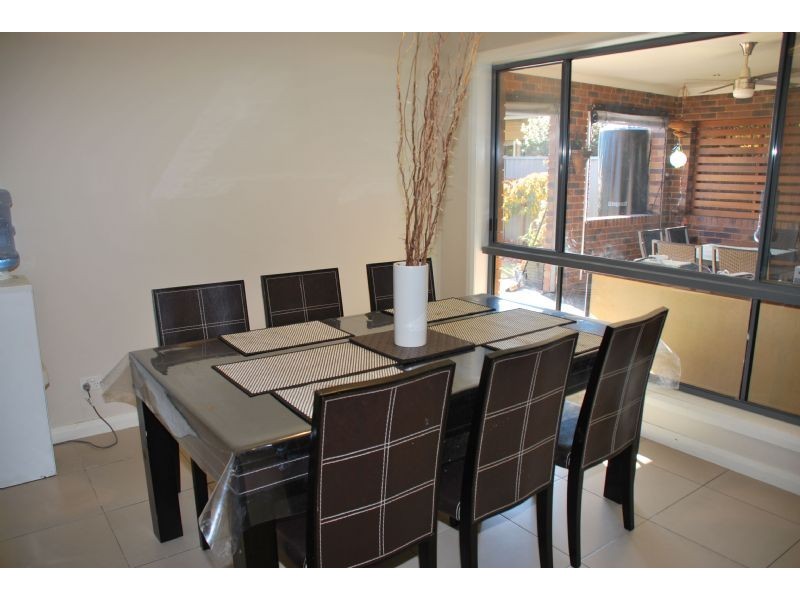 8 Curlew Place, Shepparton VIC 3630