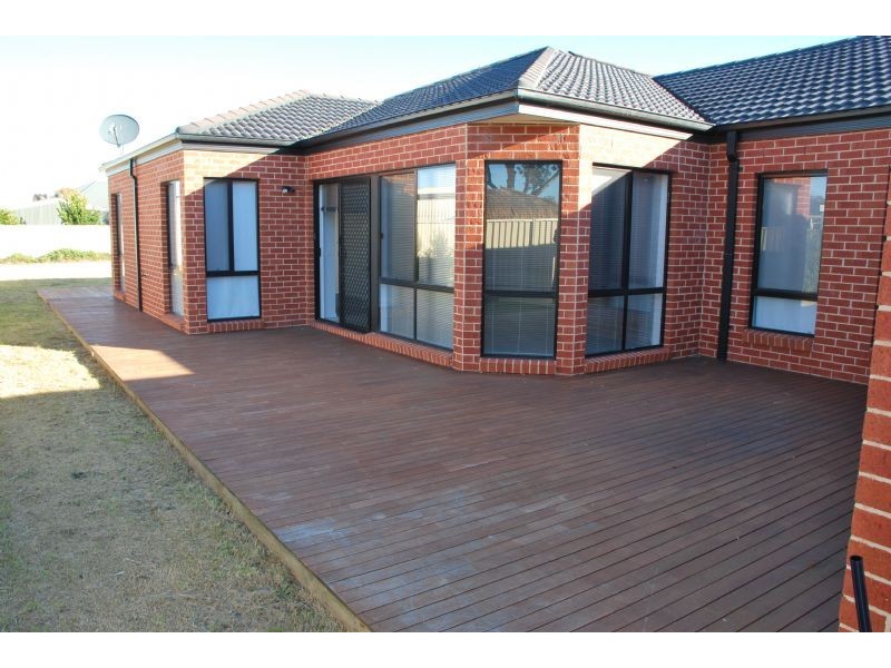 3 Dunrossil Court, Shepparton VIC 3630