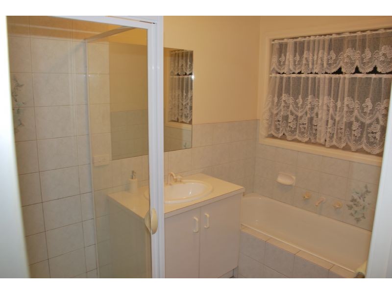 1 Warren Court, Shepparton VIC 3630