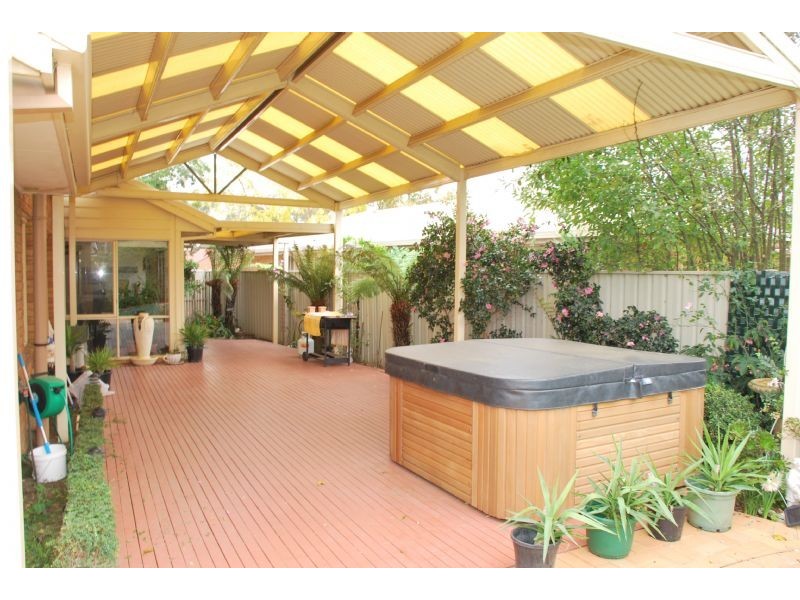 3 Gordon Drive, Kialla VIC 3631