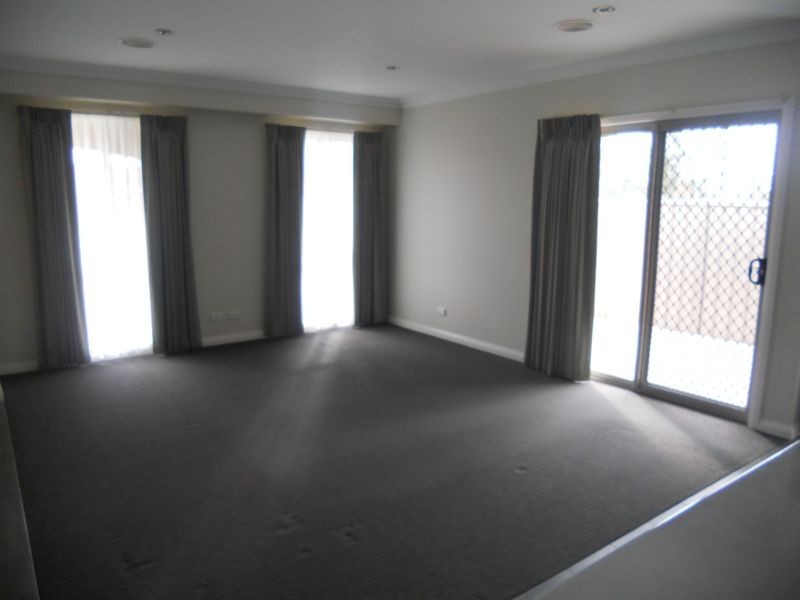 1/5 Raftery Road, Kialla VIC 3631