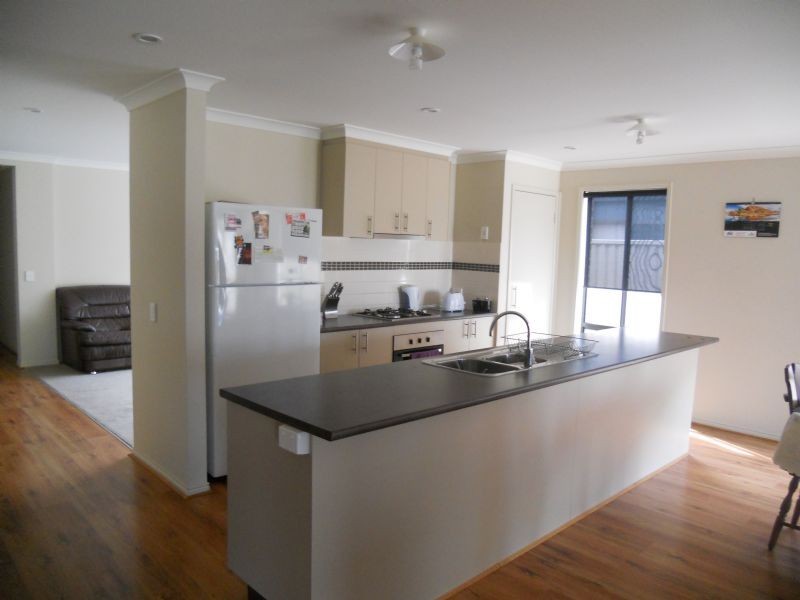 13 Greybox Way, Kialla VIC 3631