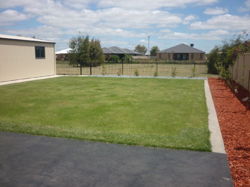12 Brambuck Avenue, Kialla VIC 3631