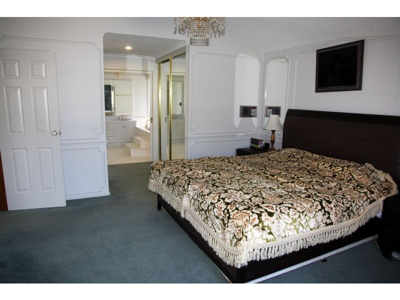 8 Mehmet Court, Shepparton VIC 3630