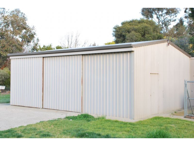 8 Mehmet Court, Shepparton VIC 3630