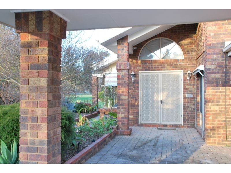 8 Mehmet Court, Shepparton VIC 3630