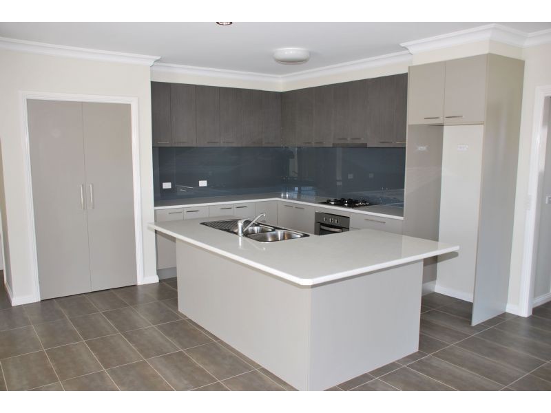 1/5 Raftery Road, Kialla VIC 3631