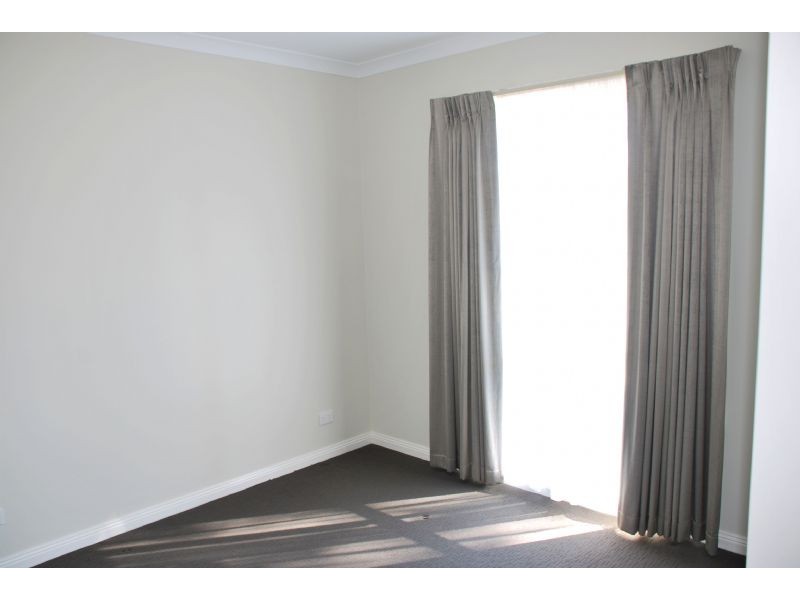 1/5 Raftery Road, Kialla VIC 3631