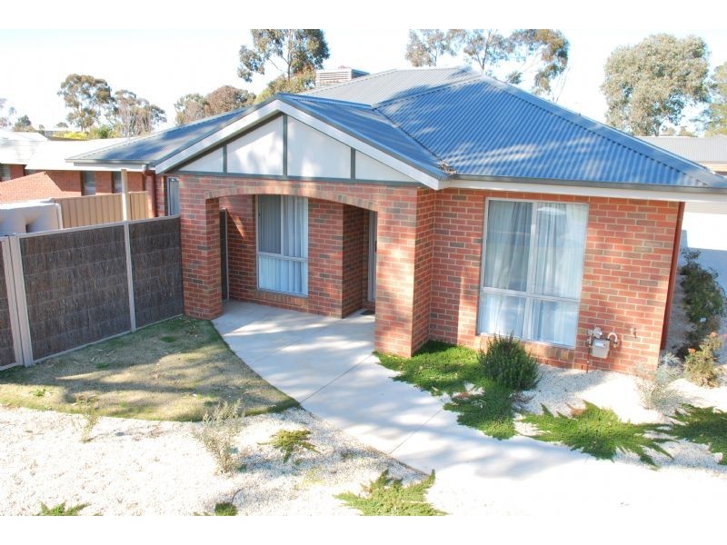 1/5 Raftery Road, Kialla VIC 3631