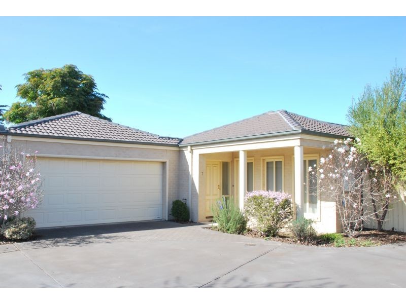 7/2-4 Ross Alan Drive, Shepparton VIC 3630