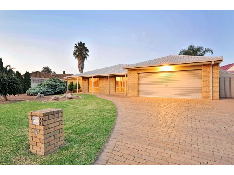 8 Craigmuir Drive, Mooroopna VIC 3629