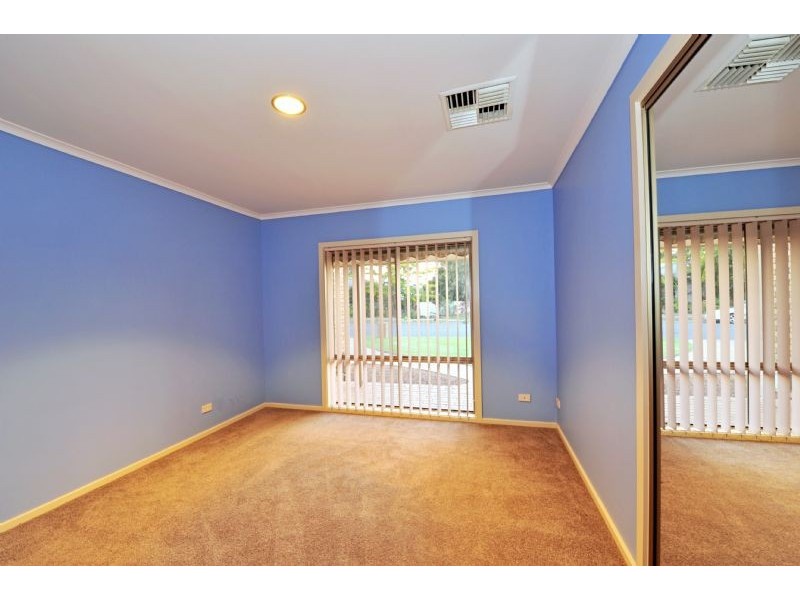 8 Craigmuir Drive, Mooroopna VIC 3629