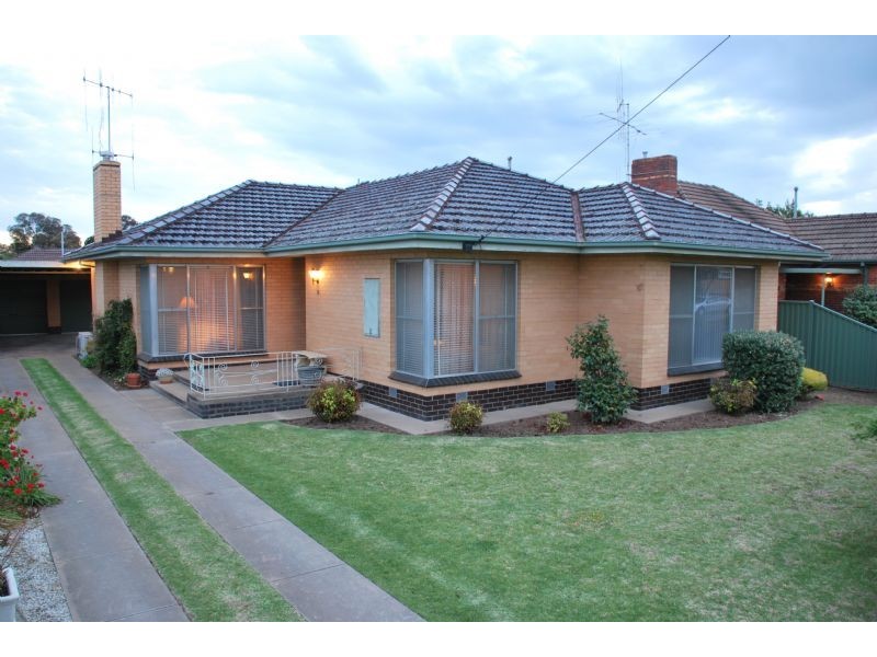 14 Annerley Avenue, Shepparton VIC 3630