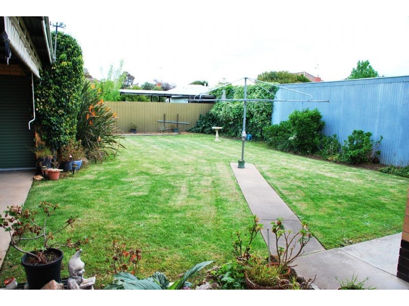 14 Annerley Avenue, Shepparton VIC 3630