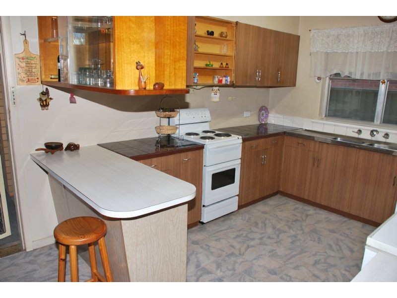 14 Annerley Avenue, Shepparton VIC 3630