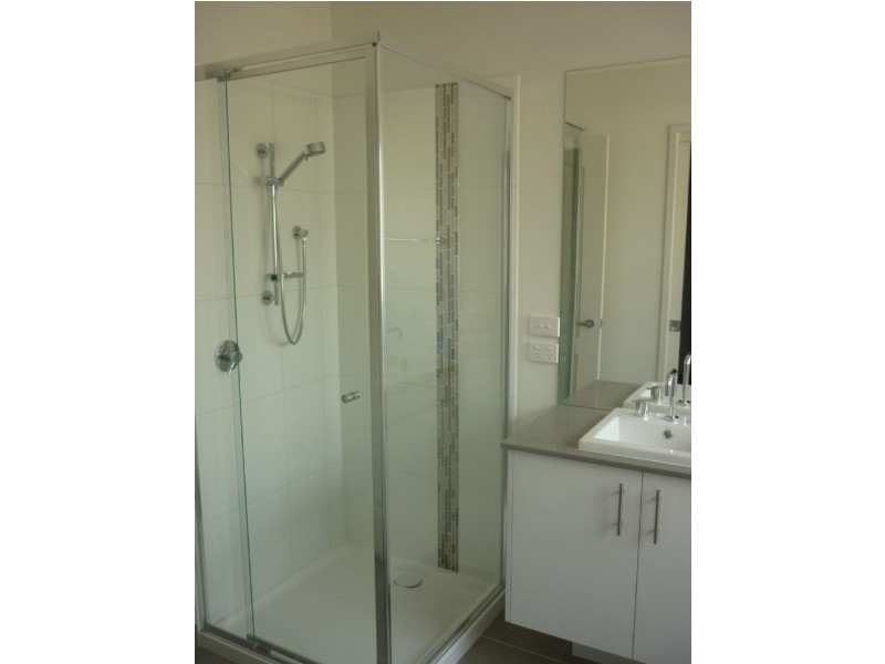 3/14 Dalmahoy Court, Shepparton VIC 3630