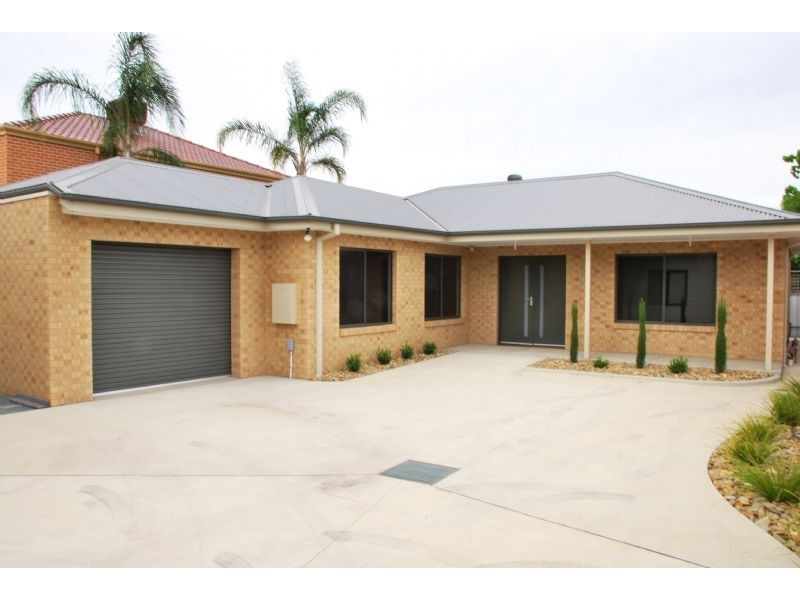 2/21 Numurkah Road, Shepparton VIC 3630
